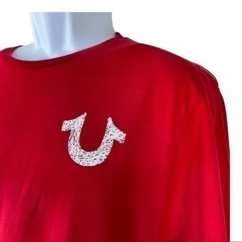 True Religion Men T-shirt Red Pullover Sz XL